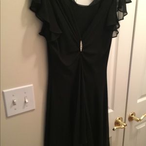 Black dress size 8 , worn once for a wedding